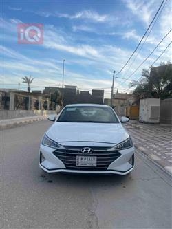 هیوندای ئەلەنترا